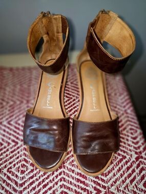 Jeffrey Campbell Ibiza Block Heel Brown Leather Ankle-Strap Sandals- Size 8